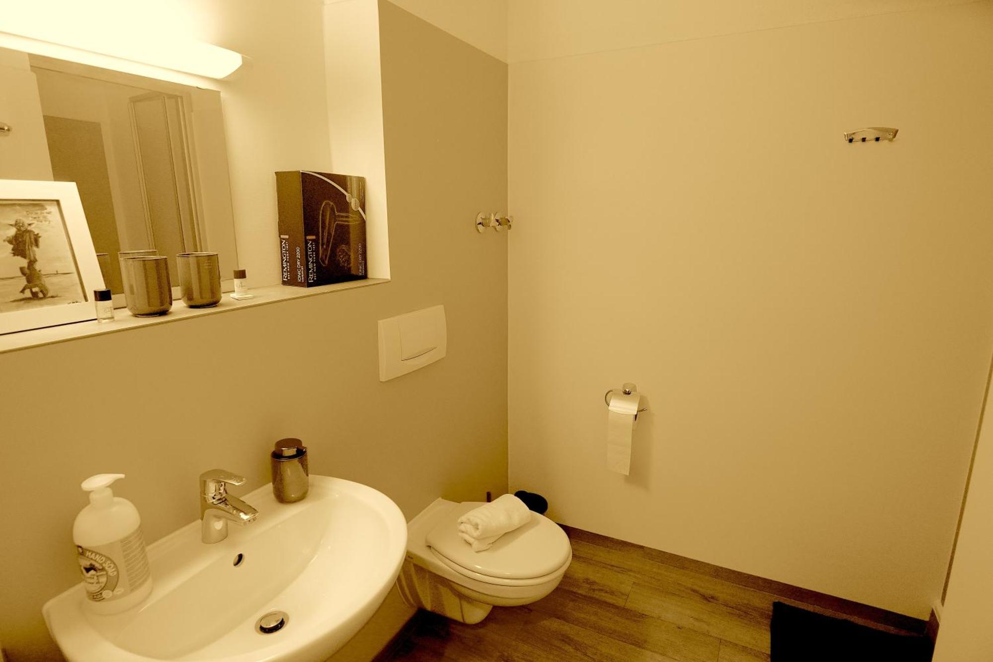 Hallelujah - Wunderschoenes Und Gepflegtes Apartment Mit Bademantelgang Zur Therme Bad Griesbach im Rottal Exterior foto